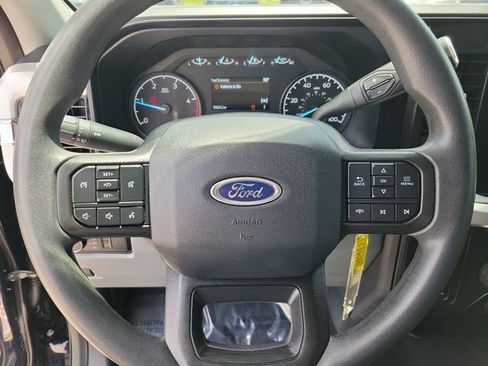 Used 2025 Ford F250 XLT AWD/4WD image 24