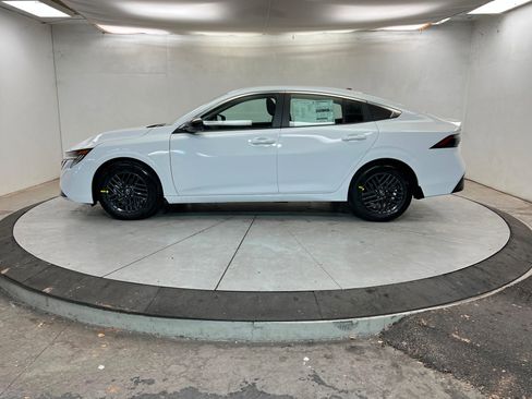 New 2026 Nissan Sentra SV image 2