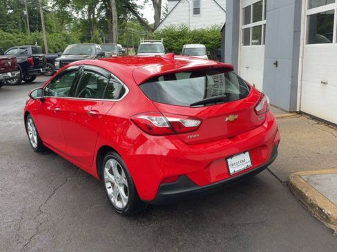Used 2017 Chevrolet Cruze Premier FWD image 6