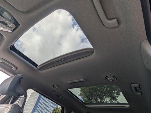 Used 2026 Kia EV9 Wind image 23