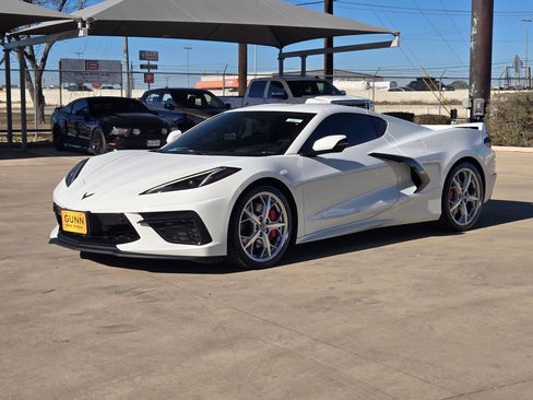 Used 2021 Chevrolet Corvette Stingray Preferred Cpe w/ Z51 Performance Package image 7