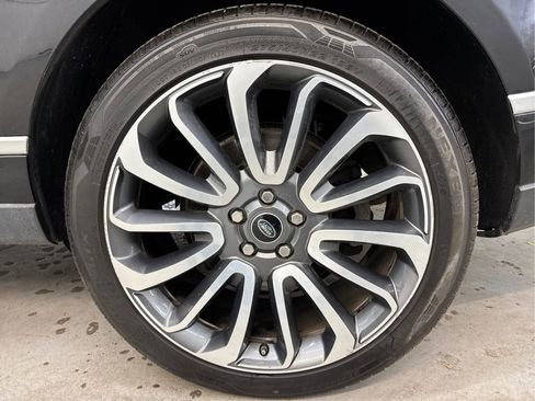 Used 2019 Land Rover Range Rover AWD/4WD image 30