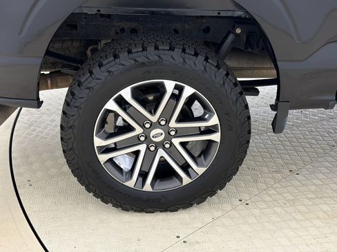 Used 2022 Ford F150 XL w/ STX Appearance Package AWD/4WD image 13