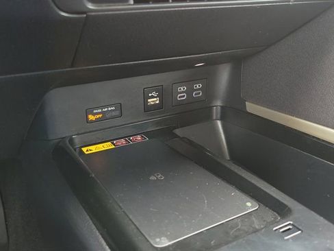 Used 2025 Toyota Camry LE FWD image 23