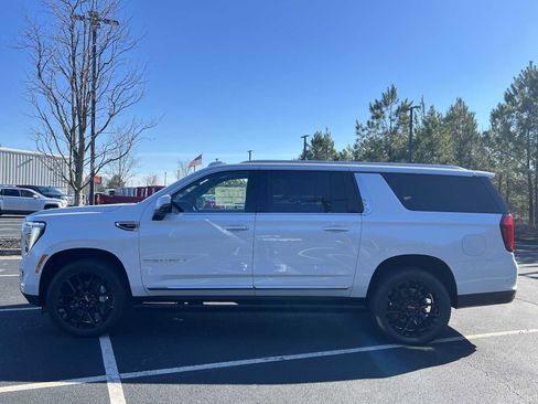 New 2026 GMC Yukon XL Denali w/ Sun & Power Step Package RWD image 25