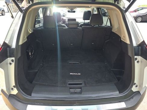 Used 2023 Nissan Rogue Platinum w/ Platinum Premium Package AWD/4WD image 14