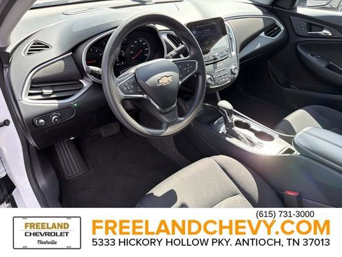 Used 2024 Chevrolet Malibu LT image 25