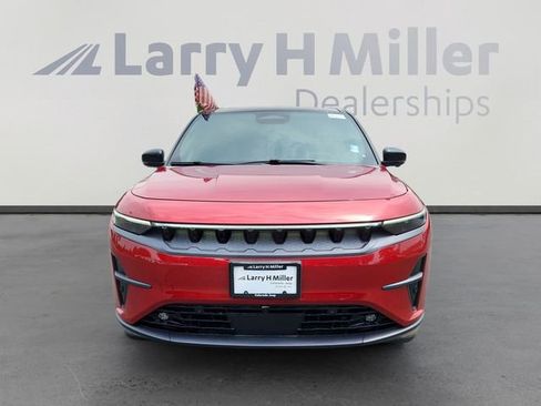 New 2025 Jeep Wagoneer S Limited image 8