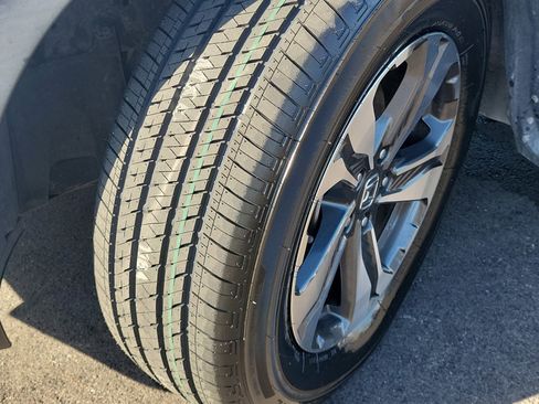 Used 2018 Honda CR-V LX image 11
