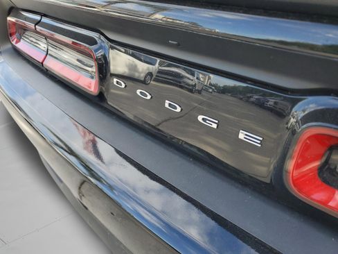 Used 2021 Dodge Challenger R/T Scat Pack RWD image 32