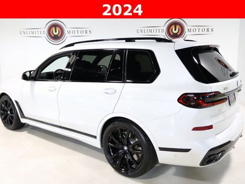 Used 2024 BMW X7 M60i image 3