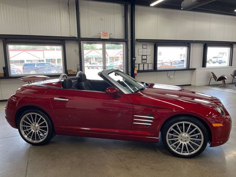 Used 2007 Chrysler Crossfire Convertible w/ Special Edition Group RWD image 25
