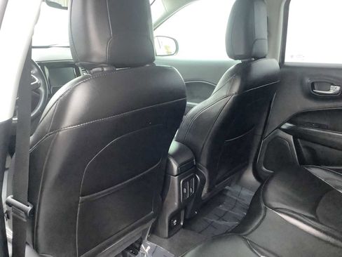 Used 2020 Jeep Compass Altitude image 12