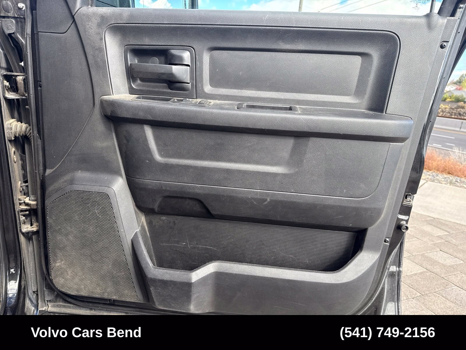 Used 2017 RAM 1500 ST w/ SXT Appearance Group AWD/4WD image 26