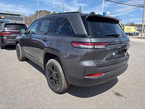 New 2026 Jeep Grand Cherokee Altitude AWD/4WD image 3