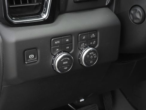 New 2026 GMC Sierra 1500 Denali AWD/4WD image 26