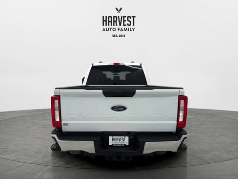 Used 2024 Ford F250 XLT w/ FX4 Off-Road Package AWD/4WD image 5