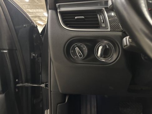 Used 2018 Porsche Macan GTS image 16