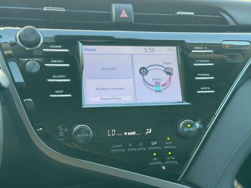 Used 2019 Toyota Camry LE FWD image 21