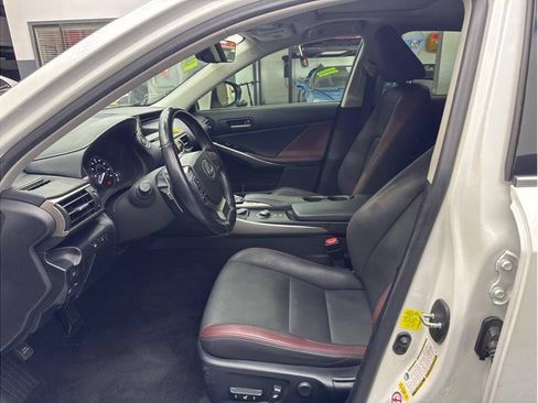 Used 2017 Lexus IS 200t w/ Navigation System Package RWD image 10