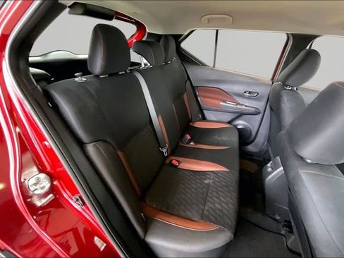Used 2024 Nissan Kicks SR FWD image 17