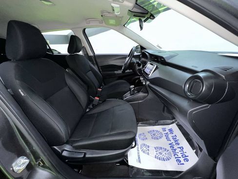Used 2023 Nissan Kicks S FWD image 27