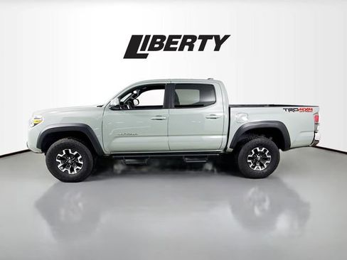 Used 2023 Toyota Tacoma SR image 4