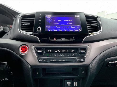 Used 2023 Honda Ridgeline RTL-E image 18