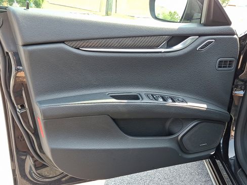 Certified 2023 Maserati Ghibli Modena Q4 image 12