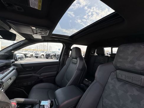 Used 2025 Toyota Tacoma TRD Pro image 22