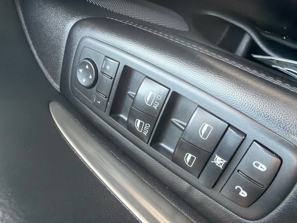 Used 2017 Dodge Durango SXT w/ Popular Equipment Group AWD/4WD image 13