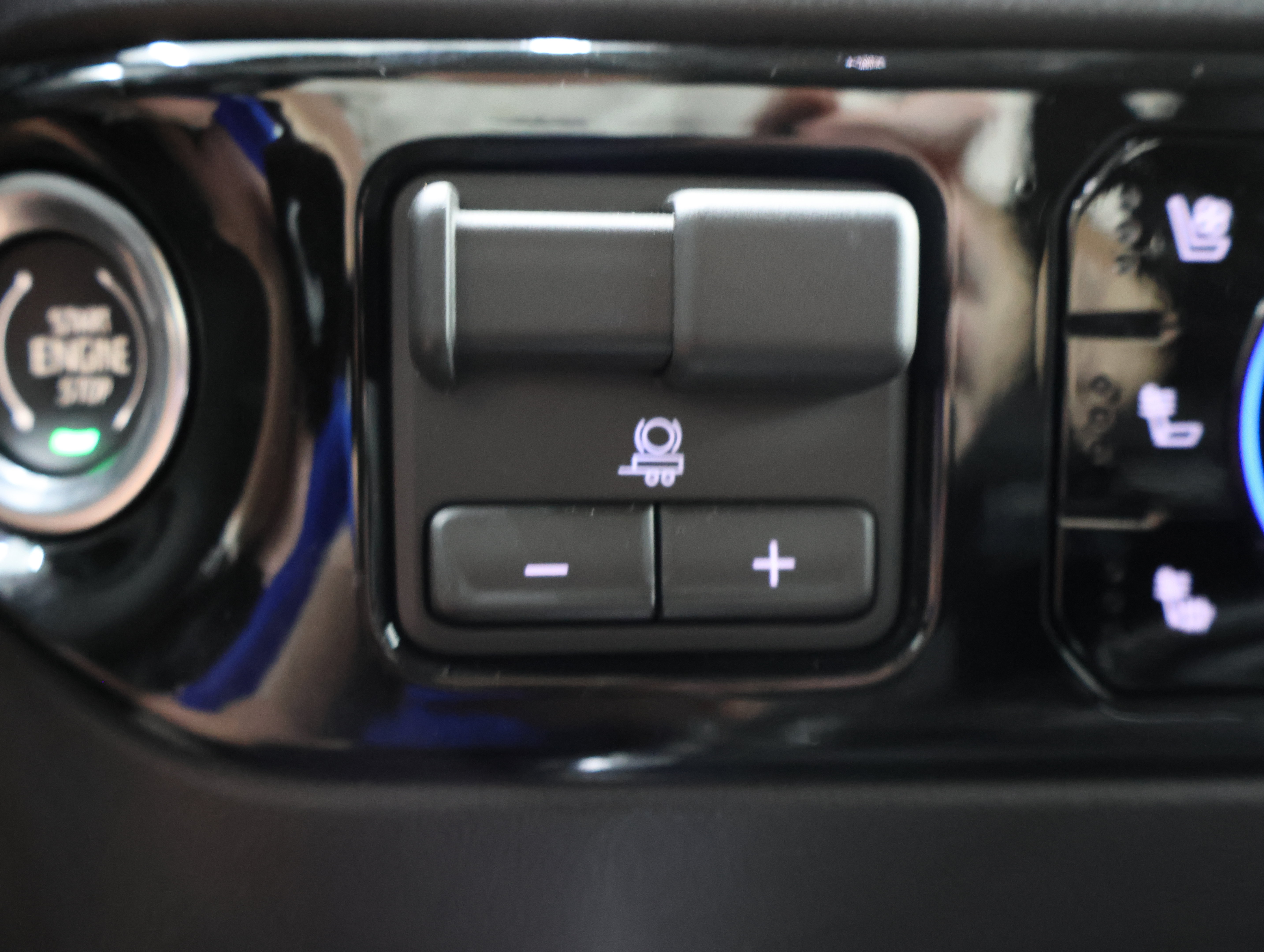 Used 2026 Chevrolet Silverado 3500 LTZ w/ LTZ Plus Package AWD/4WD image 54