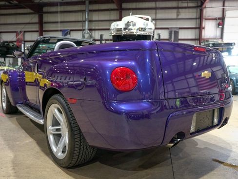 Used 2004 Chevrolet SSR image 6