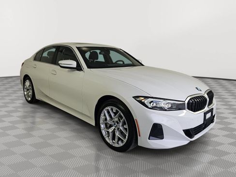 Used 2026 BMW 330i xDrive Sedan AWD/4WD image 2