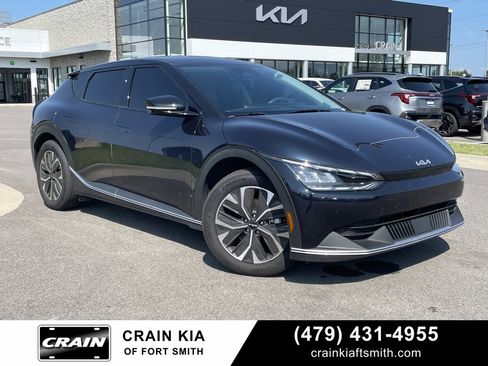 Certified 2024 Kia EV6 Light image 1