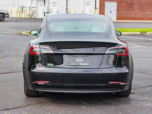 Used 2020 Tesla Model 3 Standard Range Plus RWD image 8