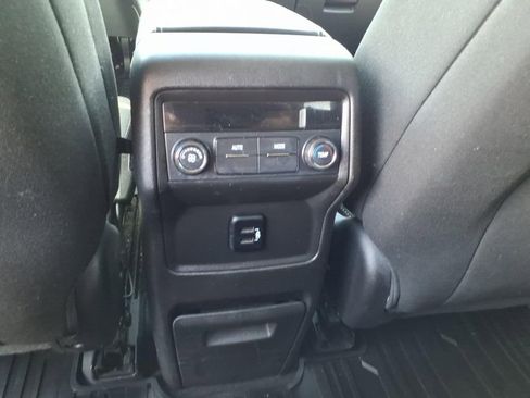 Used 2018 GMC Acadia SLE w/ LPO, Protection Package FWD image 11