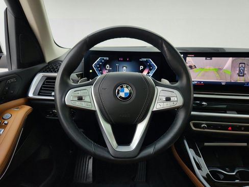 Used 2023 BMW X7 xDrive40i AWD/4WD image 23