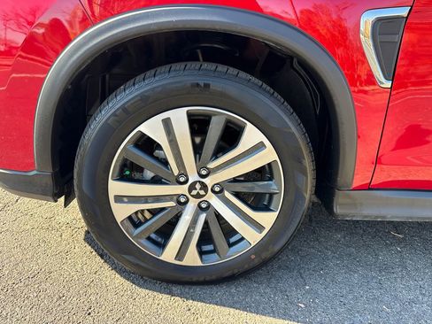 Used 2024 Mitsubishi Outlander Sport ES image 9