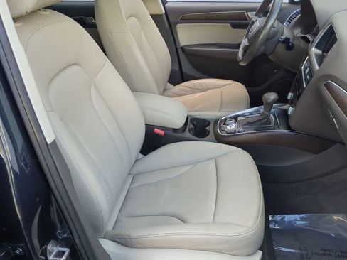 Used 2017 Audi Q5 2.0T Premium Plus image 24