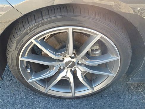 Used 2020 Genesis G70 2.0T w/ Prestige Package image 4