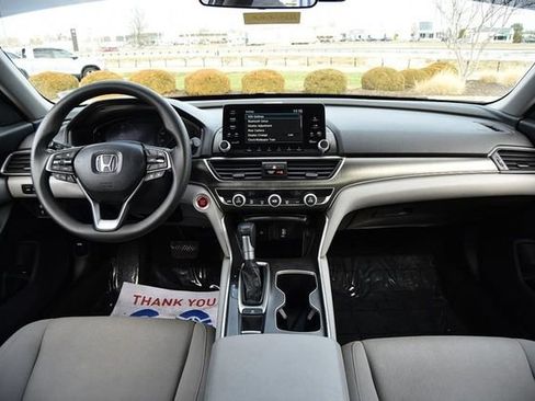 Used 2020 Honda Accord LX image 7