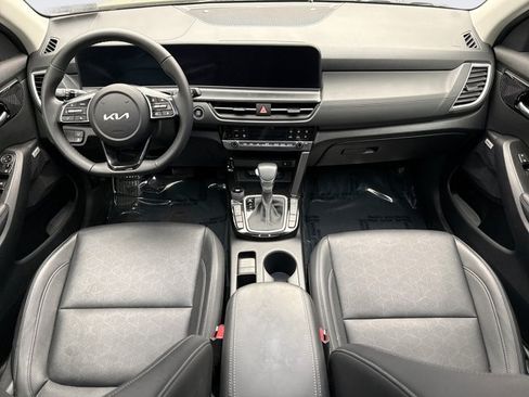 Used 2024 Kia Seltos SX w/ SX Sunroof Package AWD/4WD image 14
