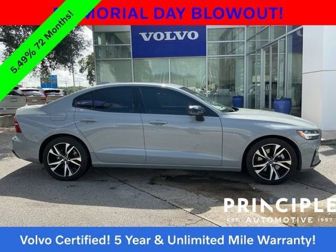 Certified 2025 Volvo S60 B5 Core FWD image 3