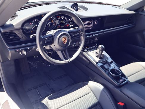 Certified 2024 Porsche 911 Carrera RWD image 4