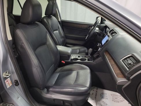 Used 2018 Subaru Outback 2.5i Limited image 28