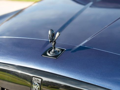 Used 2023 Rolls-Royce Cullinan Black Badge w/ Leather Finishing Pack image 55