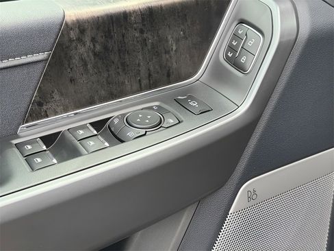 New 2026 Ford F250 Lariat w/ Lariat Ultimate Package image 28