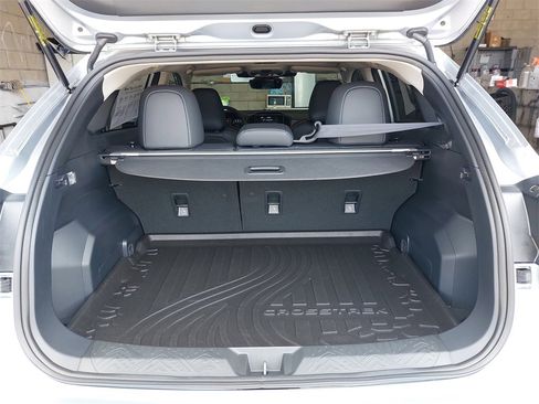 New 2025 Subaru Crosstrek 2.5i Limited w/ Crosstrek Mirror Package image 12