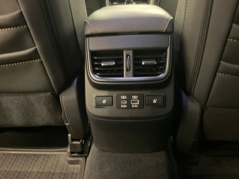 Used 2024 Subaru Outback Wilderness AWD/4WD image 37